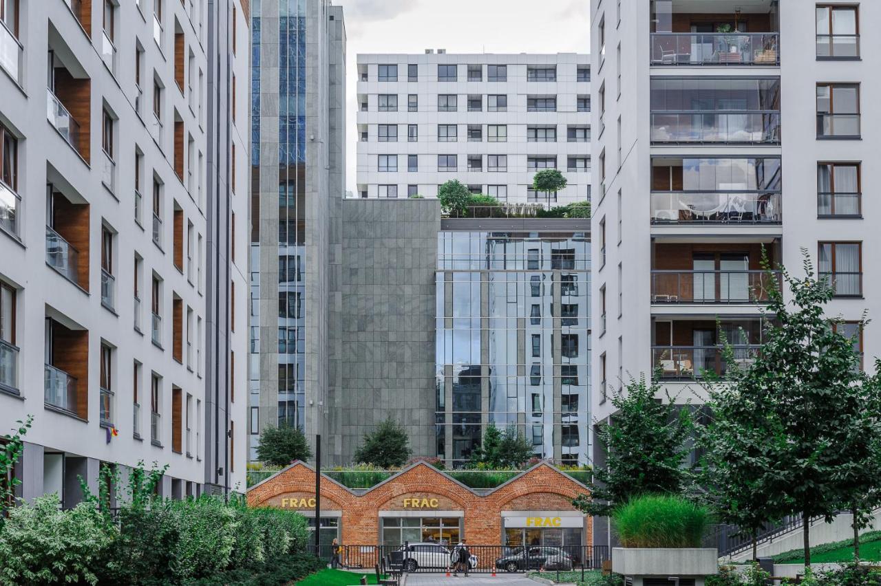 Modern Apartments With Access To The Pool Near Rondo Daszynskiego Station Warsaw Exterior photo