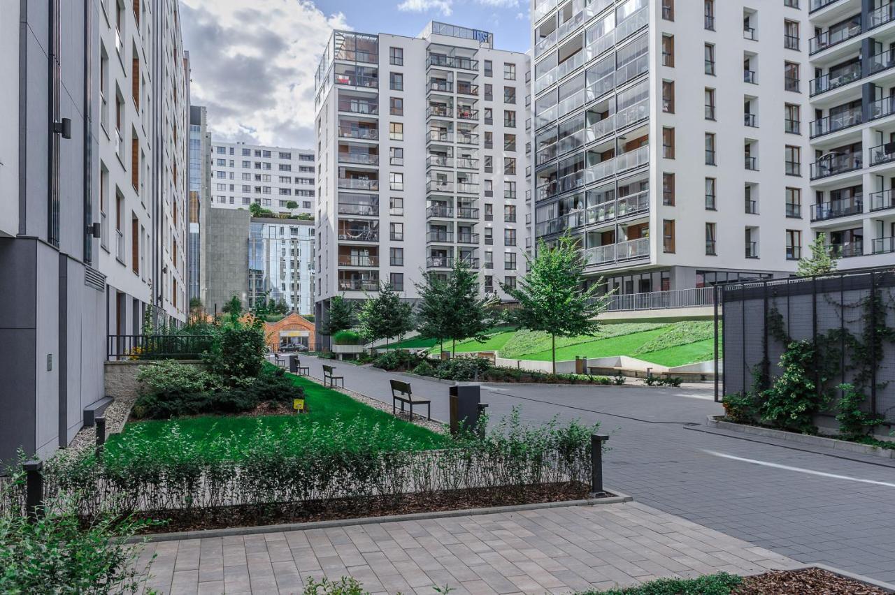 Modern Apartments With Access To The Pool Near Rondo Daszynskiego Station Warsaw Exterior photo